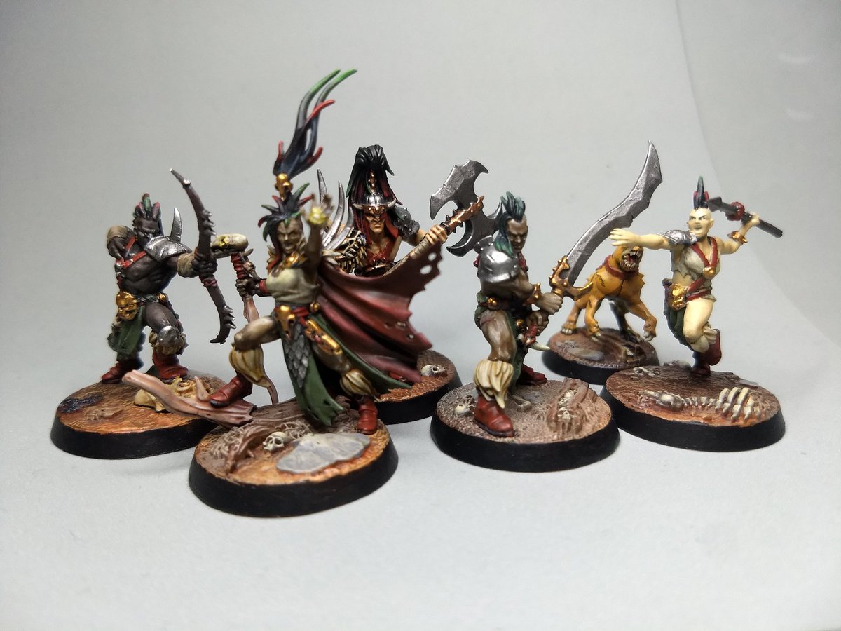 I finally finished this painting project. The rest of the pictures are over here instagram.com/p/B-7FdxUlupf/…

#paintingwarhammer #painting #hobby