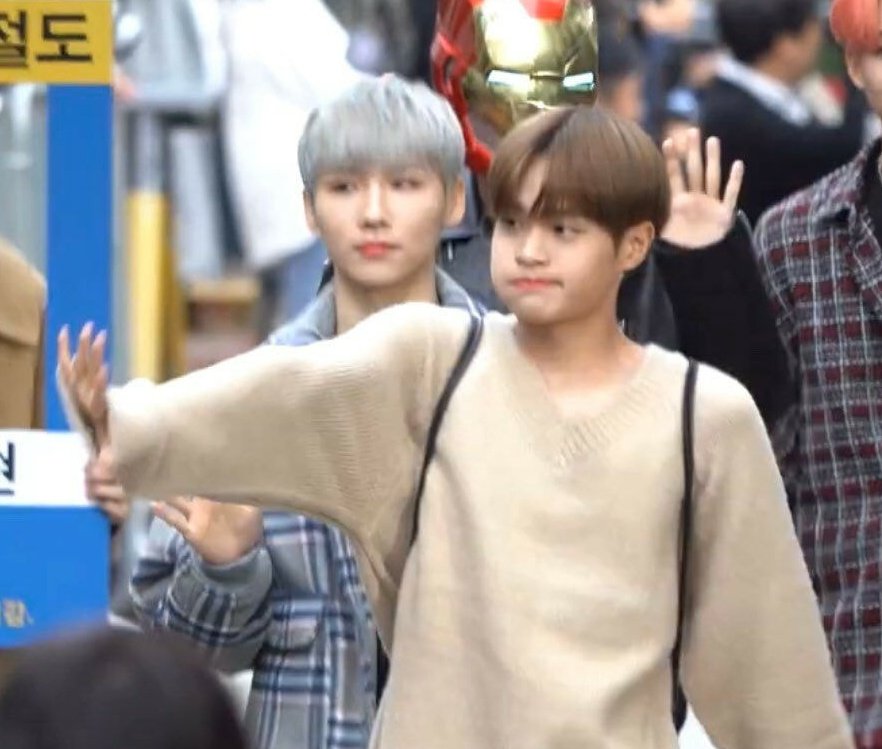 배고프니까 대휘 찐빵 타래