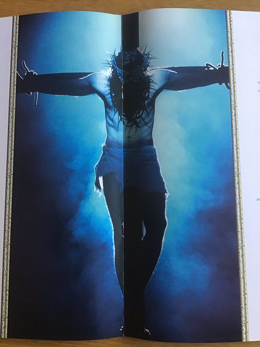 TheatreFlashba1's tweet photo. Looking back at old theatre programmes: Jesus Christ Superstar May 1997 @lyceumtheatre with @stevebalsamo @JoannaAmpil #zubinvarla #davidburt @valetudocage @gl3nnc4rt3r #petergallagher @mjmcallaghan @delacey68 @IanPiriepod @JacquiBoats @paulhawkyard #JonathanHart https://t.co/U3uk9JJJt2