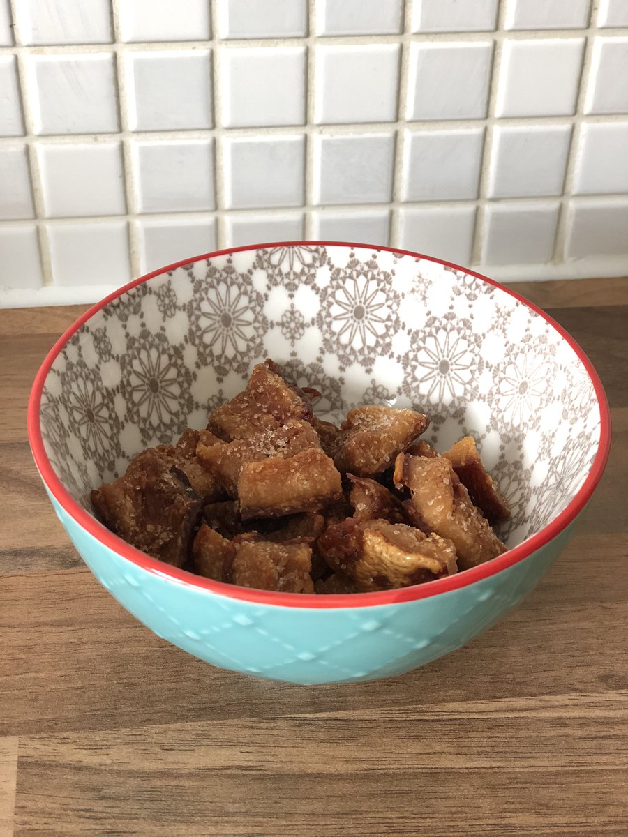 Outrageous scenes during lockdown - homemade pork scratchings made by Hannah! #homemadedelights #lockdowndiet