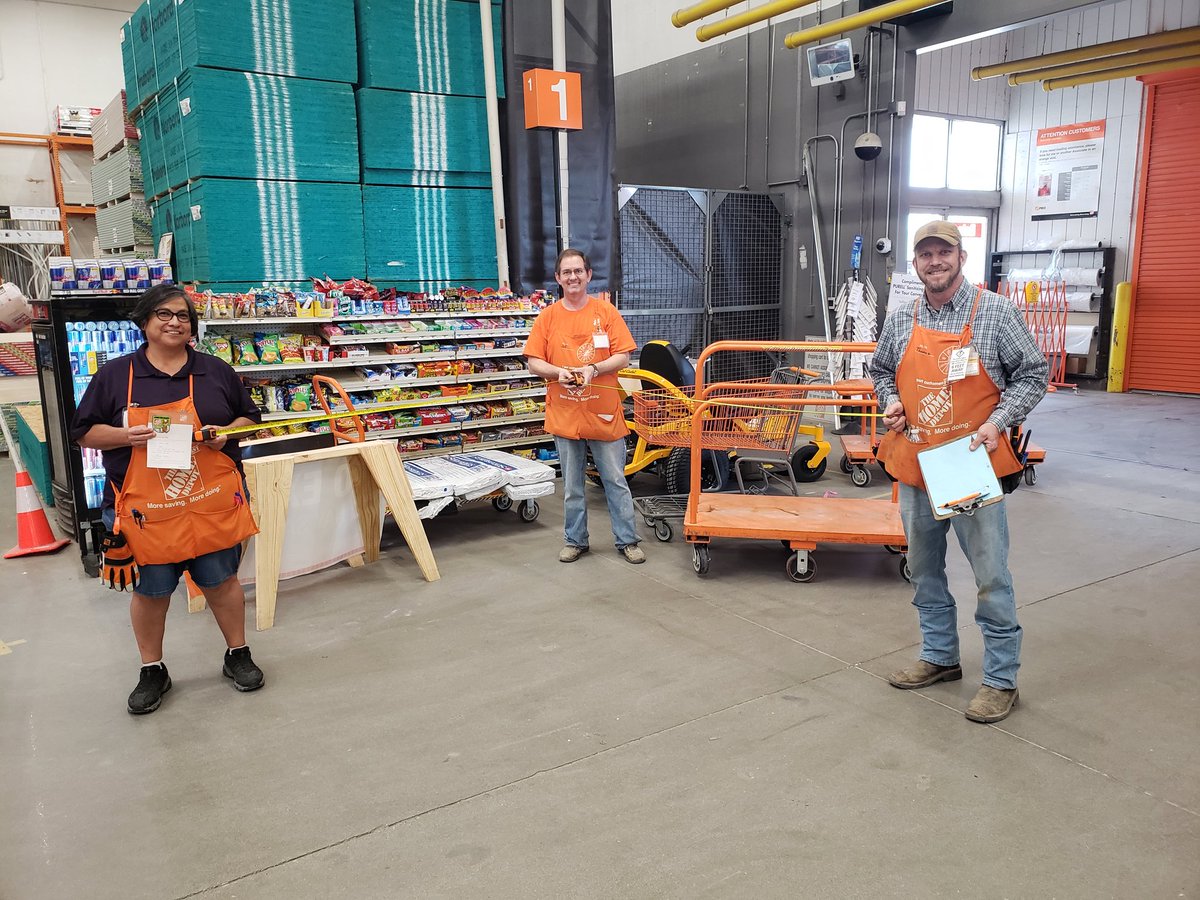 Social distancing recognition way to ensure 6 feet team! Awsome job Jef and Mary
