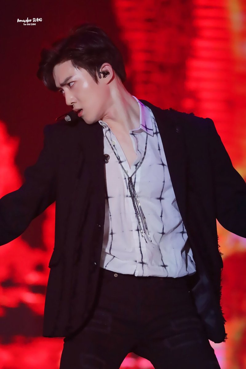 saltyhotwin's tweet photo. junmyeon deserve all the love and support!!! He is the most loving and caring leader🥺 Let’s support exo forever!!!🥺 SUHO BEST LEADER ♥️ #SUHO_O2asis_EXOL_ready #Junmyeon @weareoneEXO https://t.co/clndr55dSE