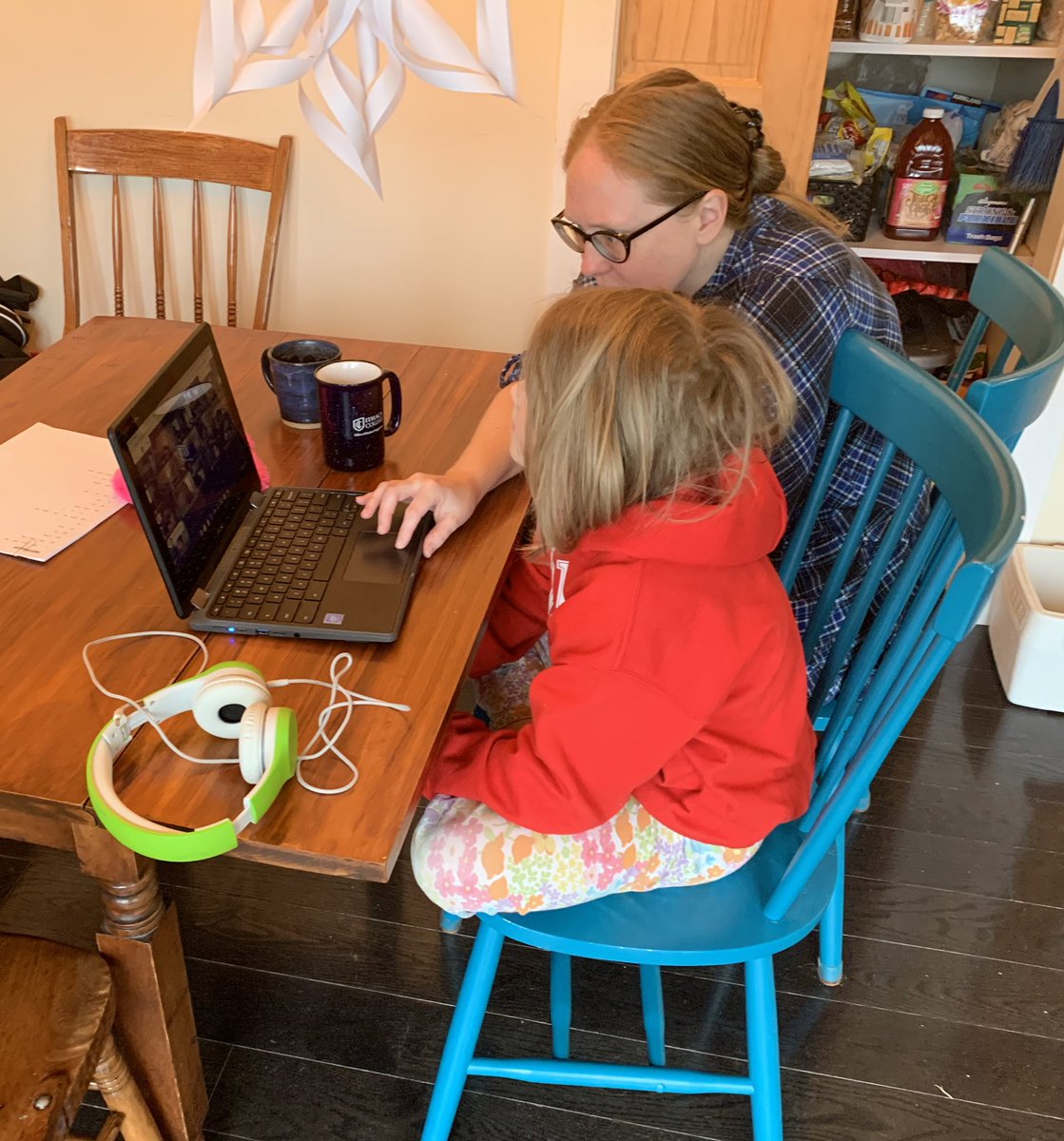 ICSDEdTech's tweet image. Students across @IthacaNYSchools begin Digital Learning 2.0. Thank you to the fantastic @southhillhawks teachers for all the work, preparation and willingness to try new things. Nice job with the morning meetings on @google_meet #icsdedtech #teamICSD