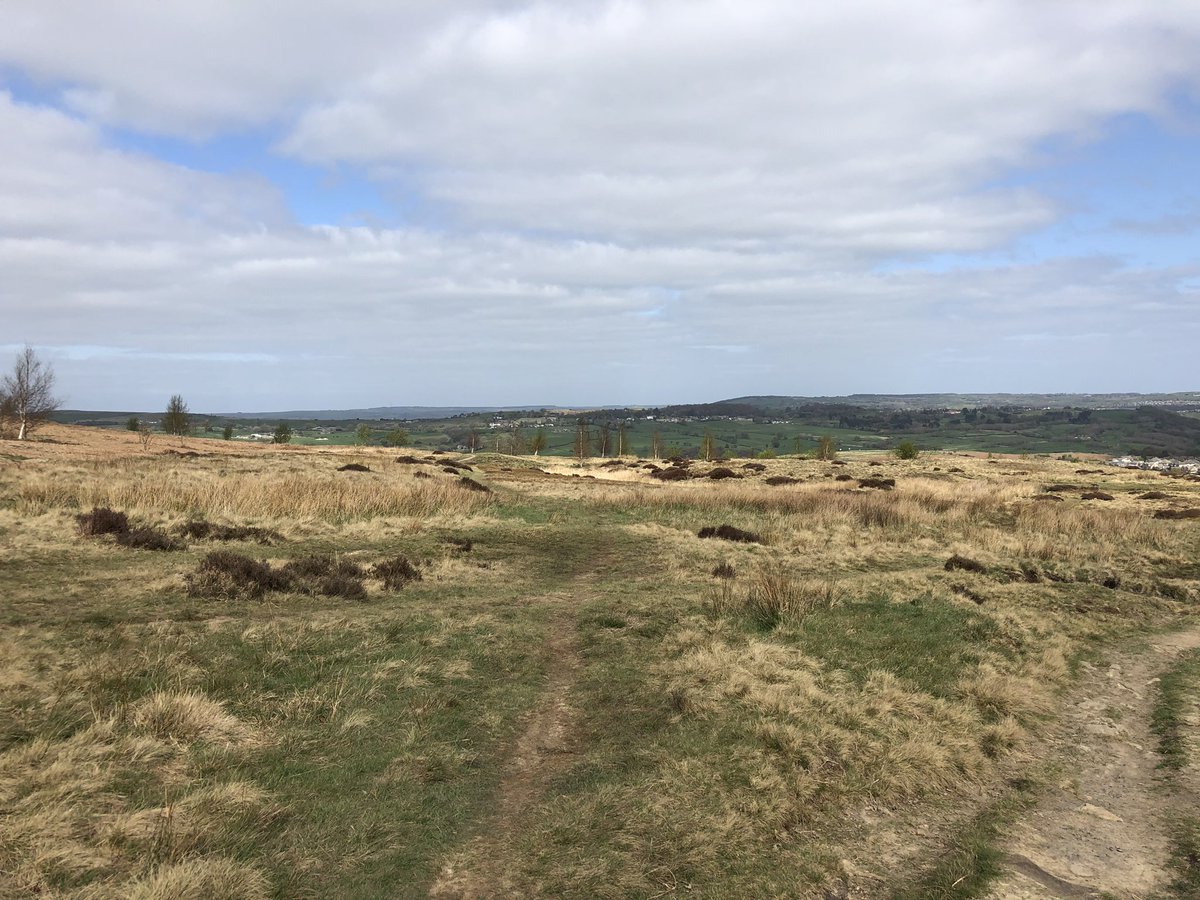 SalShaw69's tweet image. Fantastic views from top of Baildon Moor today #refreshingwalk