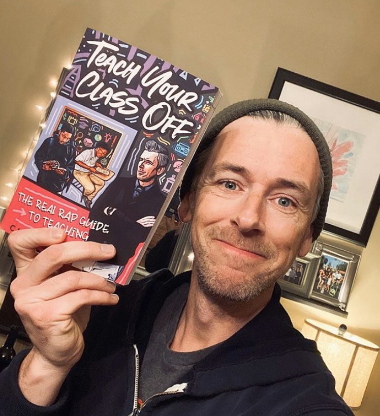 mr_Alsheimer's tweet photo. I’ll be LIVE with @realrapreynolds on Instagram at 12 EST - Tune in!
#NextLevelTeaching #RealRapWithReynolds #TLap #DBCincBooks https://t.co/eYQsNxQTlf