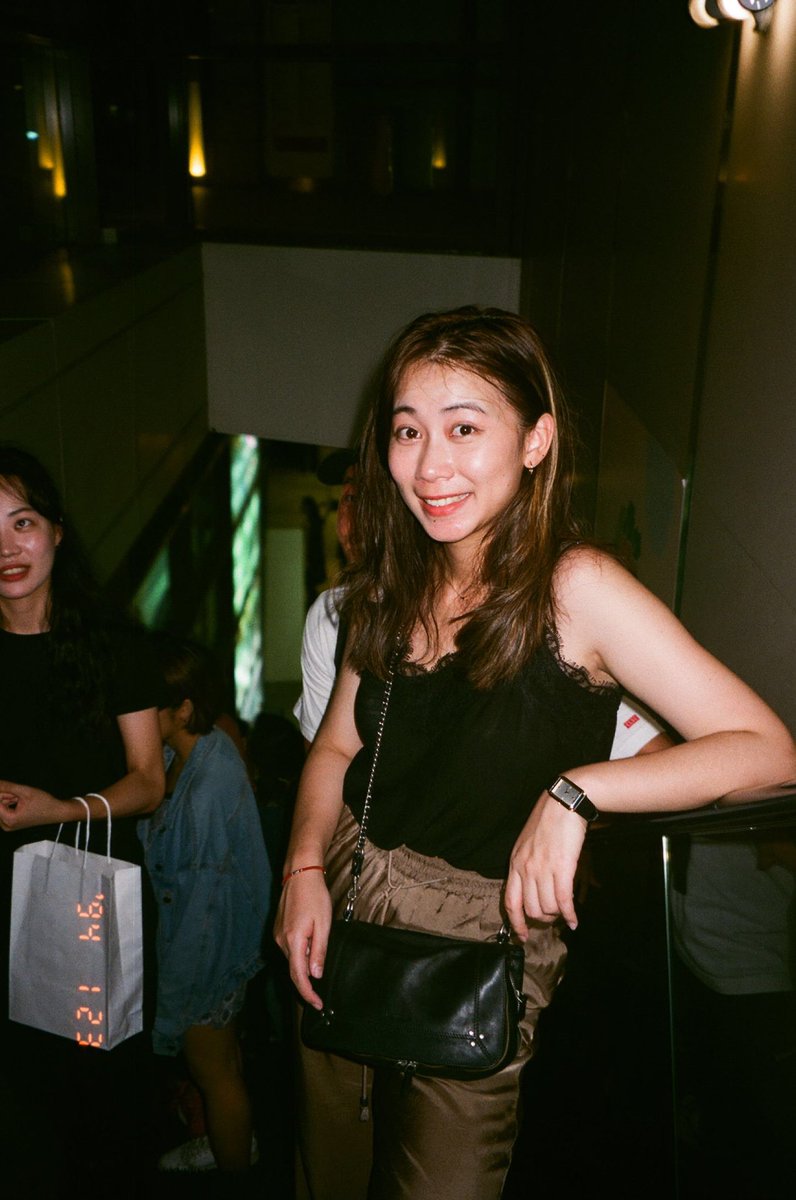 Messianism14's tweet photo. Indeed, the next cruise will definitely find some more hot Taiwanese younger sisters in Guam. They can open it anyway. https://t.co/dW7X2AtlQA