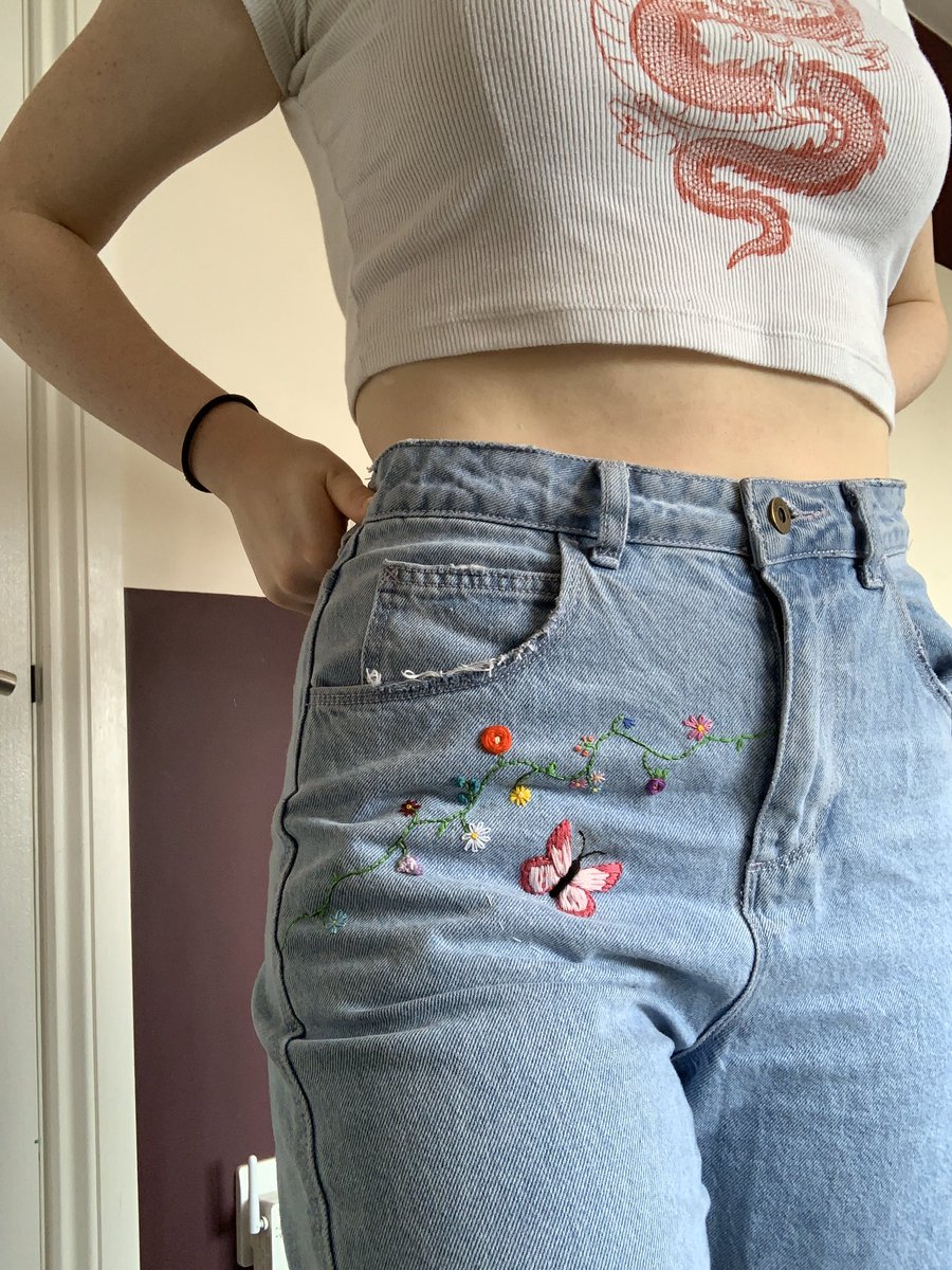 time to promote myself (again) - i make embroidery hoops and do custom embroidery on clothing items! embroidery hoops are typically between £13 and £17 depending on design, and custom embroidery on clothes is dependant on the level of detail etc. please drop a dm if interested!