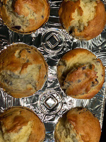 KYVAN82's tweet image. In need of a quick pick-me-up for breakfast? Try your @KYVAN82 Honey Apple Butter with @Krusteaz Blueberry Muffins #kyvan #krusteaz