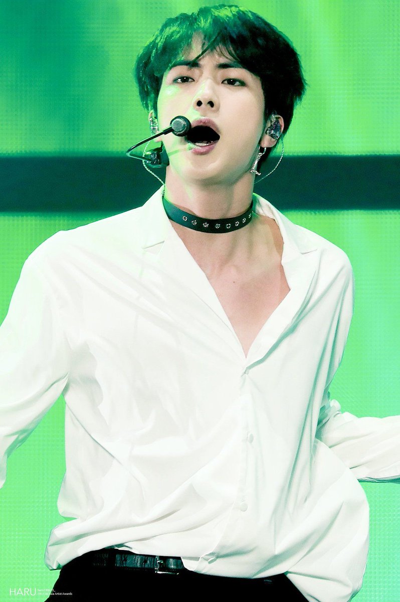 this iconic fake love outfit