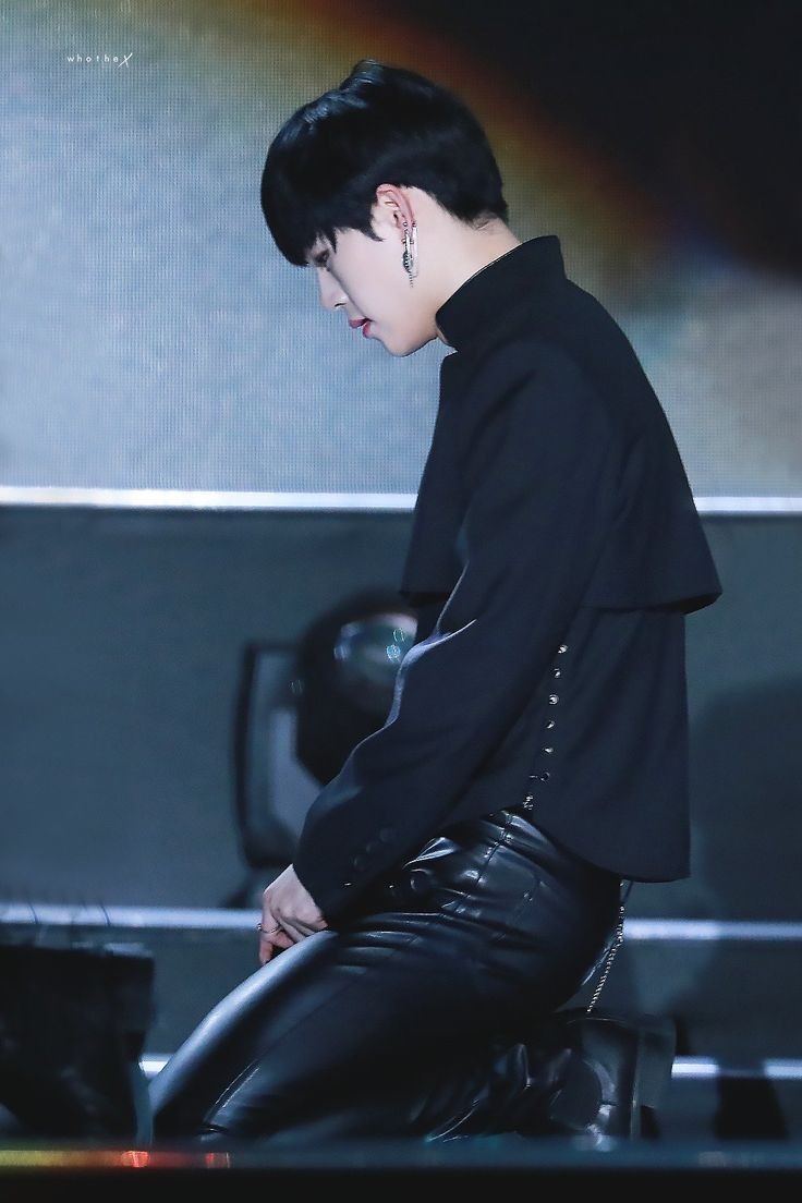Jooheon in Black is a different Story to tell.... IF YOU ARE WEAK STAY AWAY, i know you will opened xD