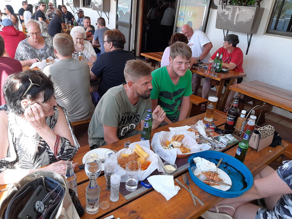 SashaBierman's tweet photo. @SweepSouthSA @Travelstart #SSlockdown #travelstart .
Amazing.
Here is my picture to enter
My family in east london.
I'm staying in pta
That I miss so much, and I only see them once a year.
I would definitely use this win, to see them sooner https://t.co/mcVFAUbWwP