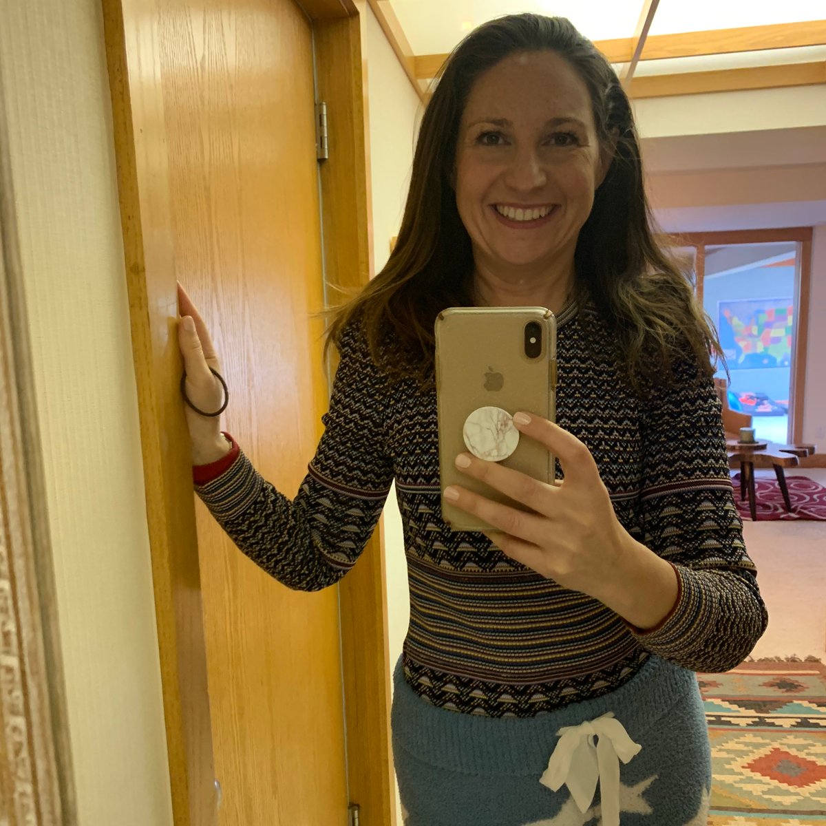 christinewhelan's tweet photo. About to do my first #consuminghappiness synchronous live lecture. @RenttheRunway on top and #costco leggings on the bottom. #pandemicpurpose @angieghellman and @nataliapetrzela, this one's for you! https://t.co/mlKmkzeAxJ