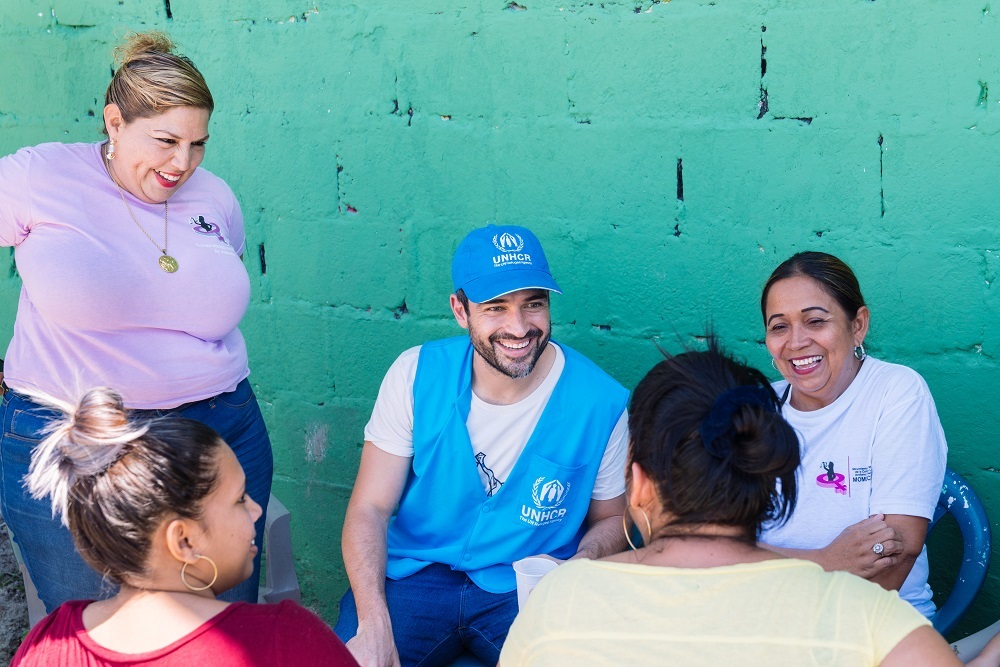 ACNUR_es's tweet photo. Alfonso Herrera @ponchohd, uno de los actores más reconocidos en América Latina, ha sido designado como Colaborador de Alto Perfil de ACNUR.

¡Gracias, Alfonso, por estar #ConLosRefugiados!
https://t.co/PsBwGmWrPm https://t.co/yvrz92jXlE