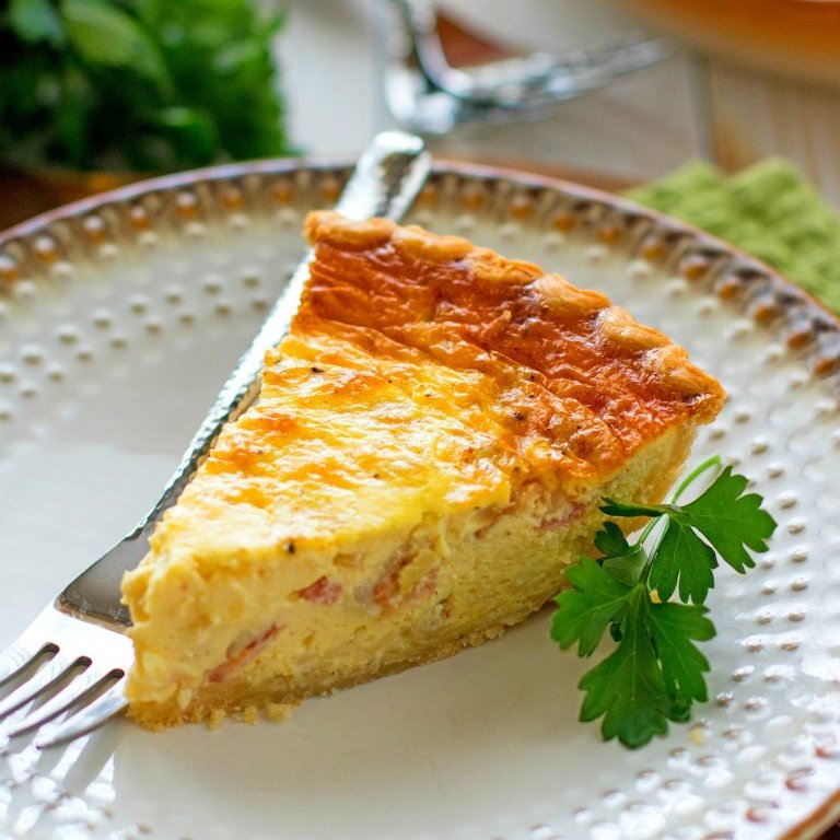 Melissa_MSSK's tweet photo. Start your day with a big piece of classic Quiche Lorraine! #recipe #quiche #quichelorraine #breakfast #brunch 
https://t.co/xRg0Nz0DGc https://t.co/6N7kJsrkPl