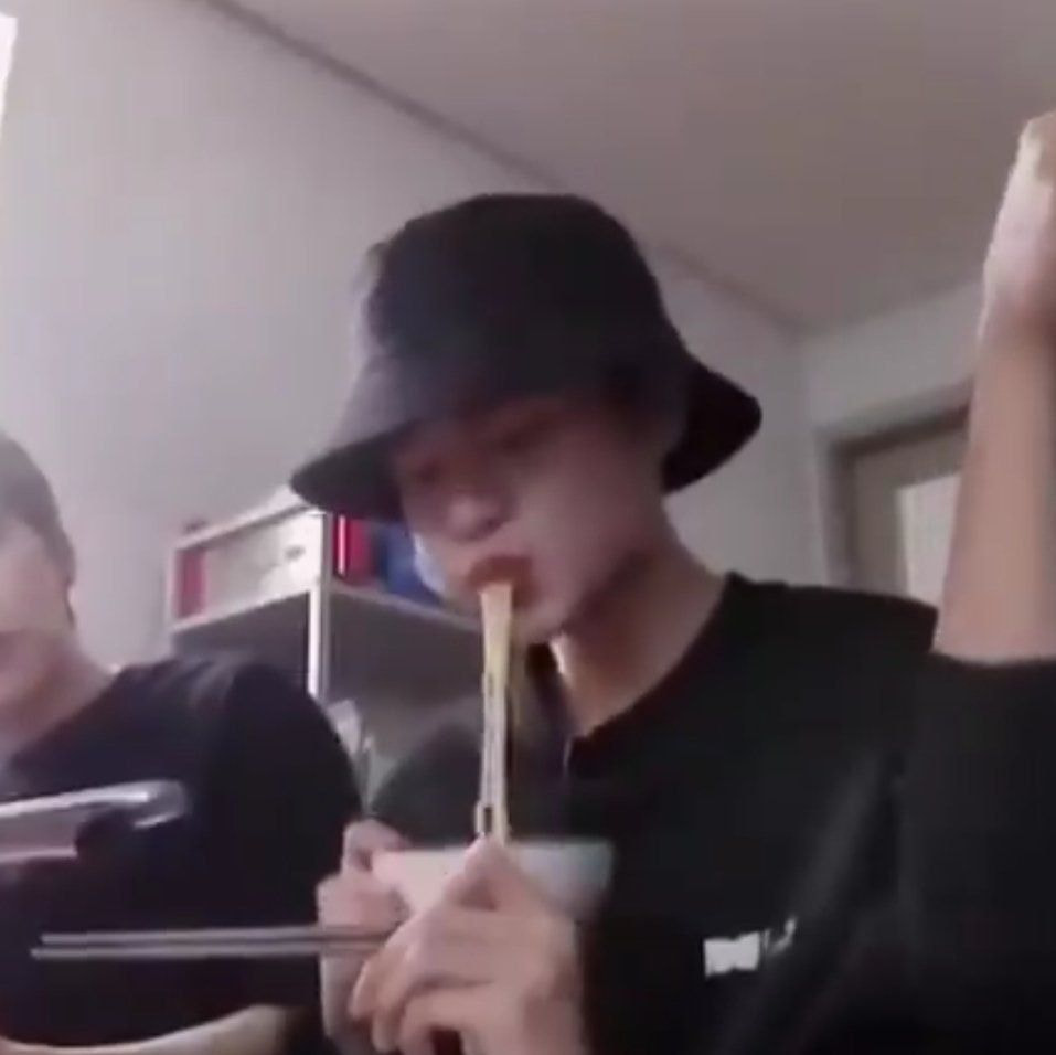 밥먹는 찐빵