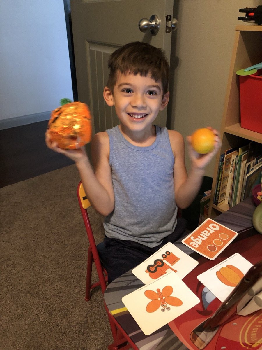 maggiesspezia's tweet photo. Learning about orange this morning! 🧡 #geinspires #golbowelementary https://t.co/kEa77kFZBh