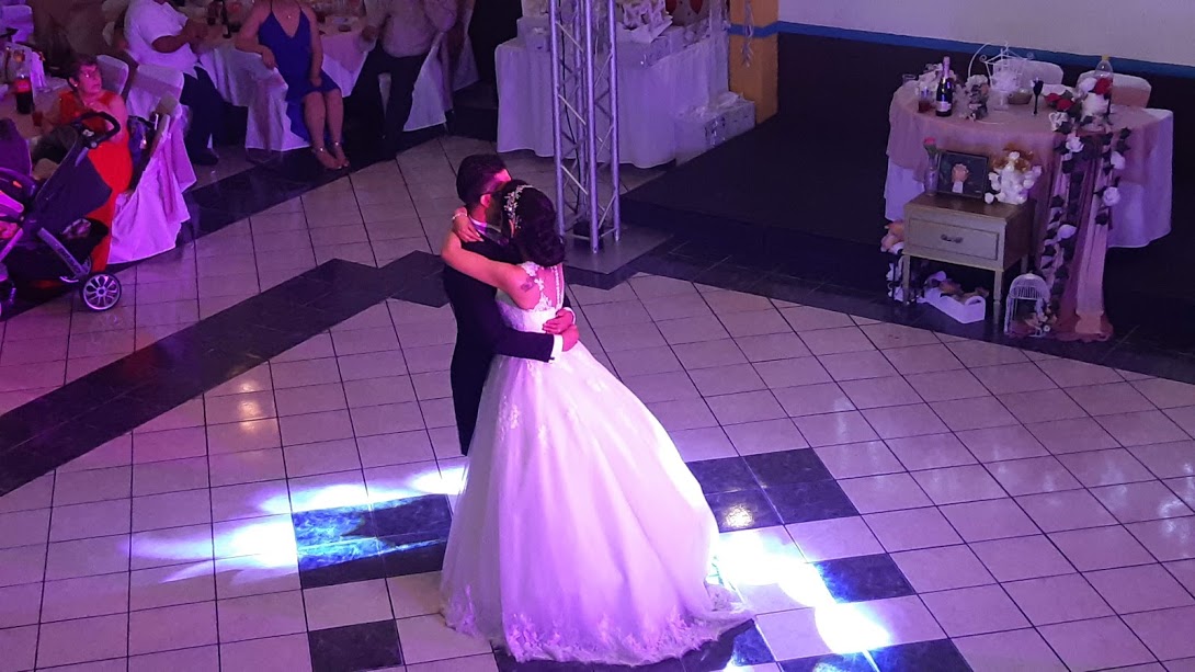 BrenndGar's tweet photo. y pues si después de 6 años de novios al final si nos casamos..... 
14-03-2020😍🥰 https://t.co/yIwujbipcx