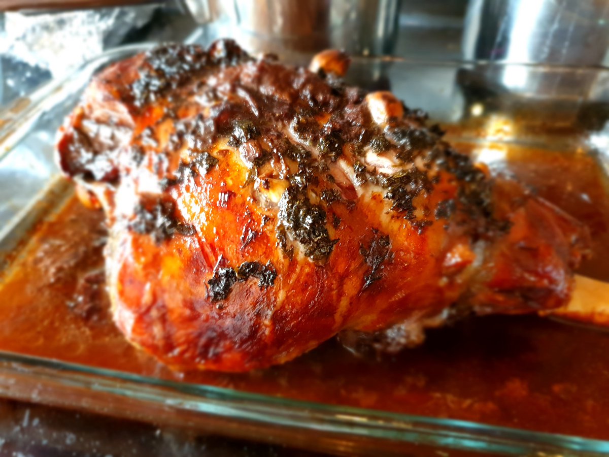 dixeycb's tweet photo. FOCUS!

Whilst we are all enjoying good food and a relaxing time we must not loose focus! 
If you find that the 'lamm roast' is out of focus or you have any other ophthalmic related questions get in touch 01403 265369.
We are here for you
Your team at Dixey CB Opticians https://t.co/WRoVnIHgVW