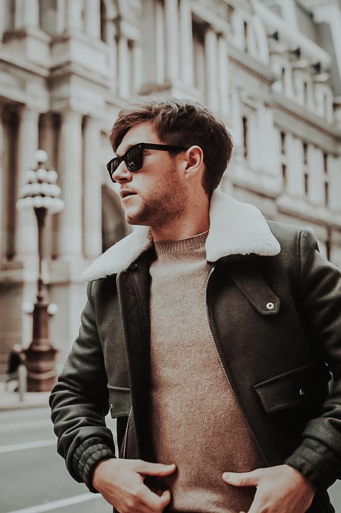 If honesty means telling you the truth.
Well, I'm still in love with you.