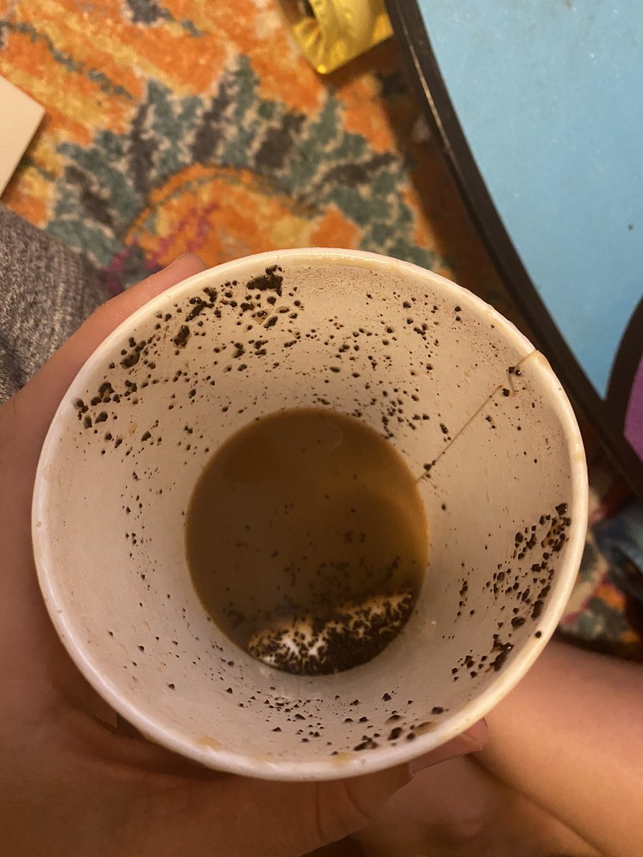 _mirilovich's tweet photo. @BurgerKing Really?! You had one job #YouHadOneJob https://t.co/kKSuNlYnne