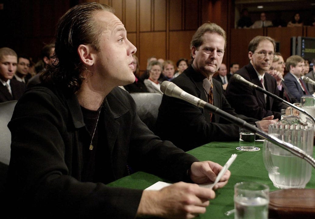 stereogum's tweet photo. Metallica sued Napster 20 years ago today https://t.co/iB6vBrh1ft https://t.co/VGMJl9xlS4