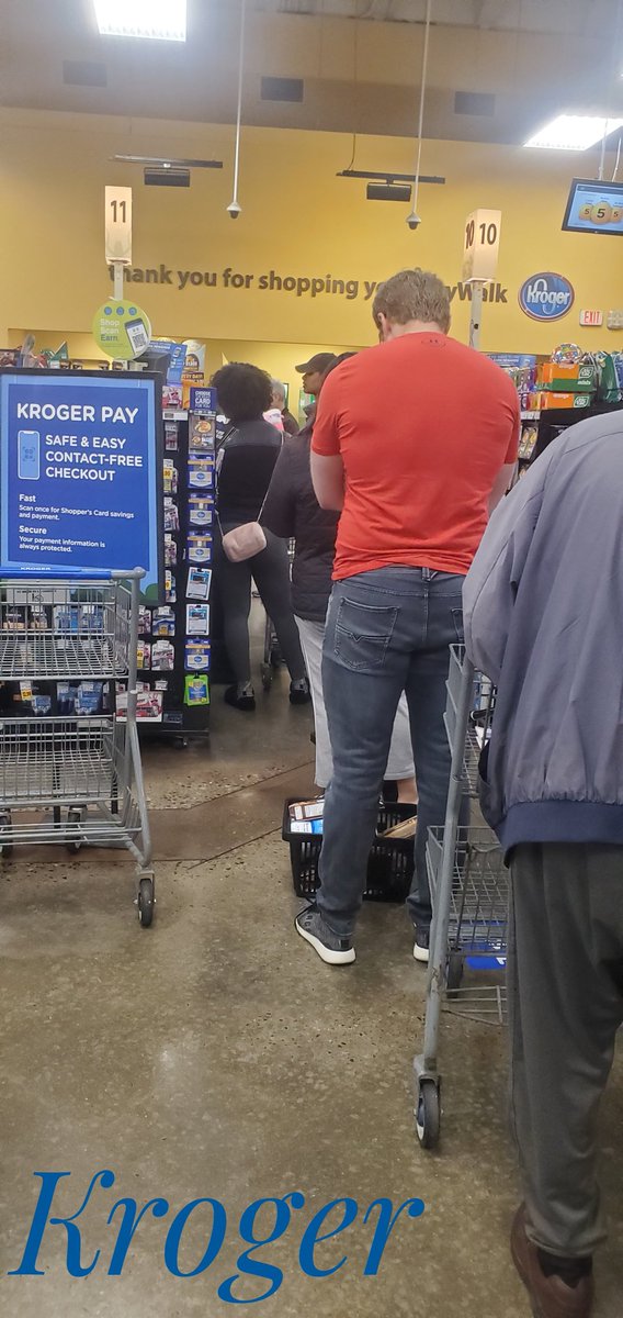 DJALIN's tweet photo. Whole Foods vs Kroger, managment failure. Respect social distancing @kroger @WholeFoods
@MorningExp @CBSNews
@CNN
#respectsocialdistancing https://t.co/ZU5u7odMrk