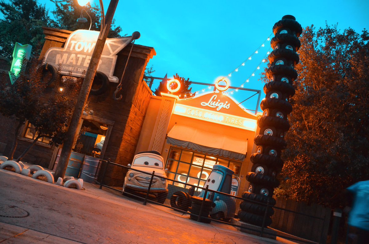 alexmultiverse's tweet photo. • Radiator Springs •
#Radiatorsprings #cars #flashmcqueen #Disneylandparis #waltdisneystudiospark #waltdisneystudios #dlp #disneylandresortparis #disney #disneyland #waltdisney #castmemberlife #disneyparks #disneypic #disneyside #disneyphotography https://t.co/UTs0PPWSWg