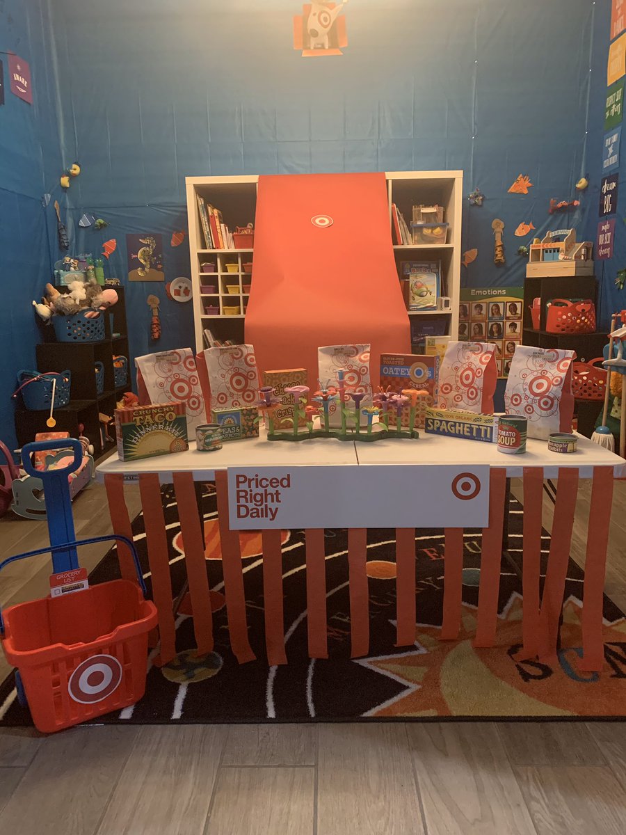 Espo's tweet photo. I donโt tweet much personal on here but the other day it broke my heart when my 3 year old daughter said she wanted nothing more than Coronavirus to end so she could visit @Target again. My amazing wife decided to build her her own Target to give her a little sense of normalcy. https://t.co/wkrGLITURw