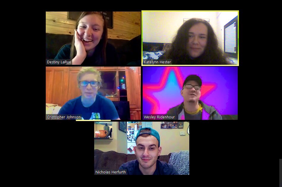 kkpsietanu's tweet photo. Highlights from the Eta Nu Zoom:
-Wesley’s quest for a snack

-Give Cris A Mullet 2020

-Katie’s stance against discussion boards 

-Tiktok dances 

-Nicholas’s giant cat, Francis 

-Destiny’s puppy losing a tooth

-General disbelief in the concept of Wyoming https://t.co/sNLk06rei9