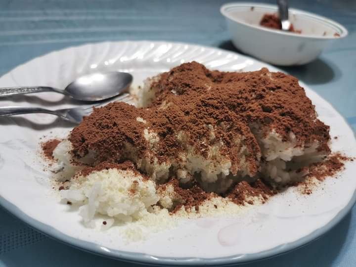 Keneith2's tweet photo. Hi! #goodmythicalmenu try our one of the best food combinations invented during our Childhood here in the Philippines. The rice with Milo. https://t.co/6WTibTnxBe