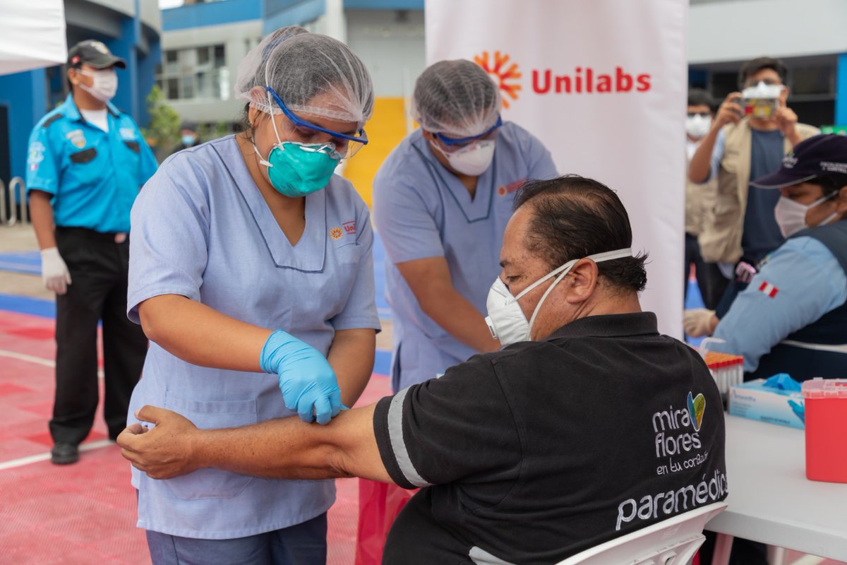 ClinicaGoodHope's tweet photo. A 800 trabajadores de la @MuniMiraflores se les realizó el descarte de #covid19 con pruebas rápidas al personal de Serenazgo, fiscalización, defensa civil y limpieza pública. Trabajadores que día a día exponen su vida en defensa de la comunidad.
#SumandoEsperanza https://t.co/vsYsRvHfw0