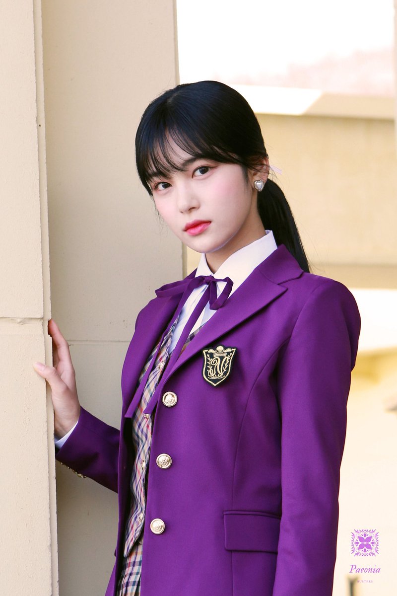 #Paeonia
⠀
#Busters #Teaser
⠀
Jisoo
⠀
#버스터즈 #피오니아