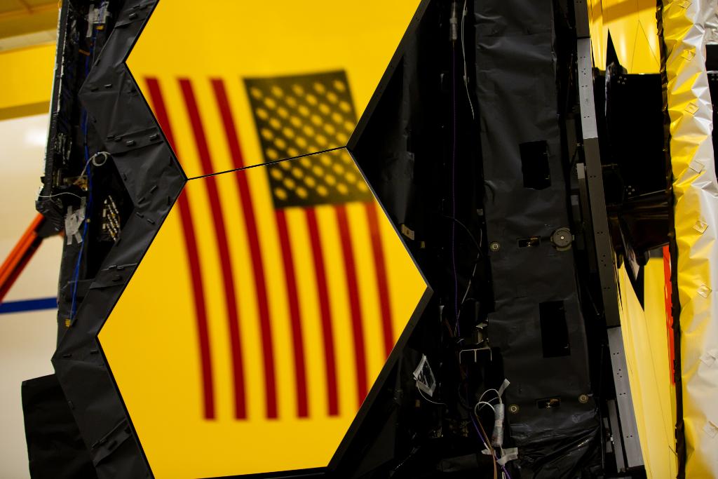 James Webb Space Telescope's hexagonal mirrors