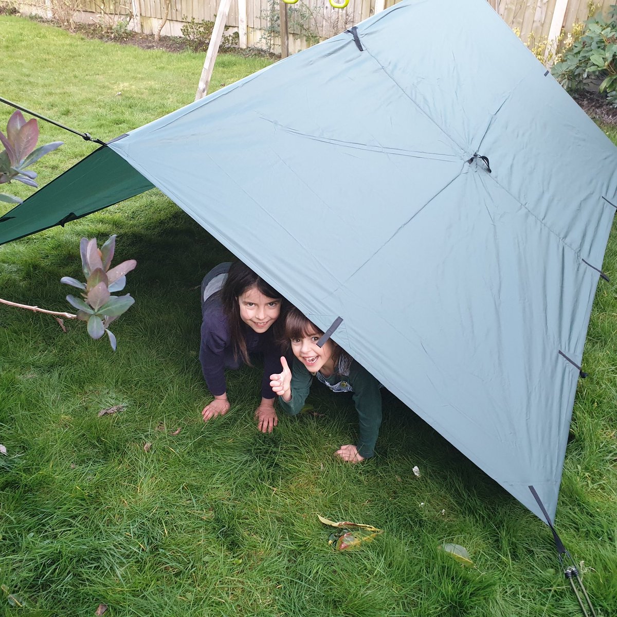 christiandunn's tweet image. May not be allowed out camping to our favourite places, but still teaching the girls their 'bushcraft' skills!!
Fire lighting, outdoor cooking, and shelter making! 
#LockdownEaster #bushcraft #camping
@StWerbs