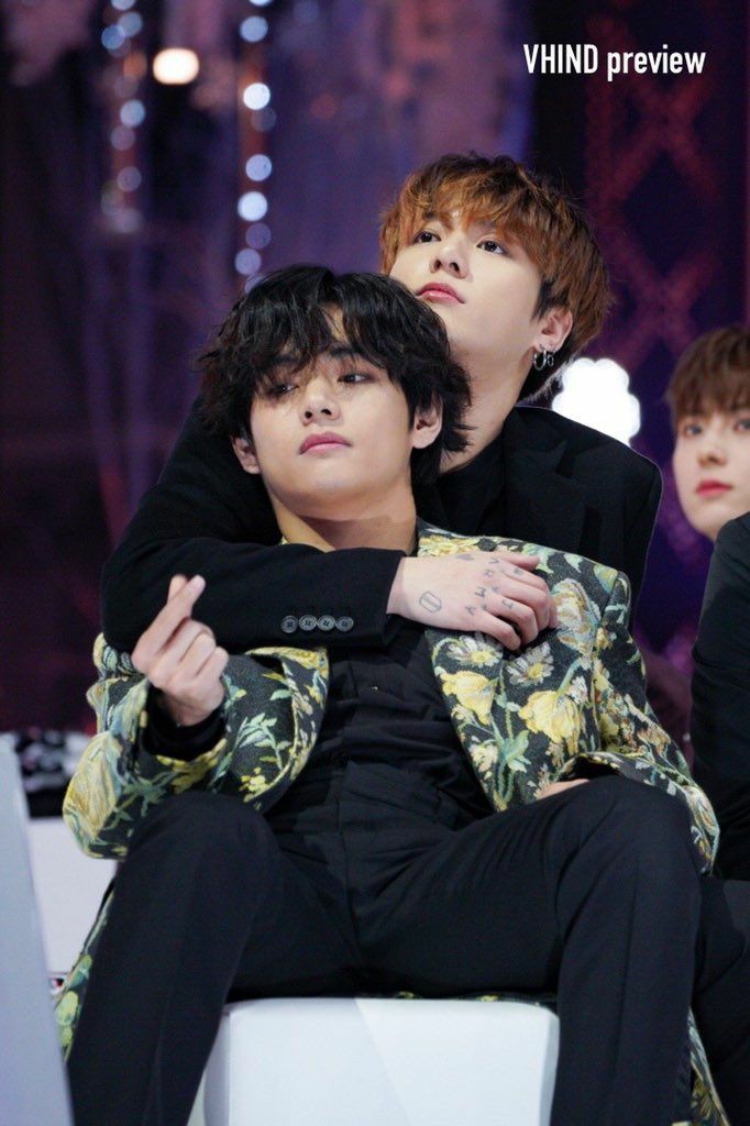 Jungkook and Taehyung have a special bond a thread...