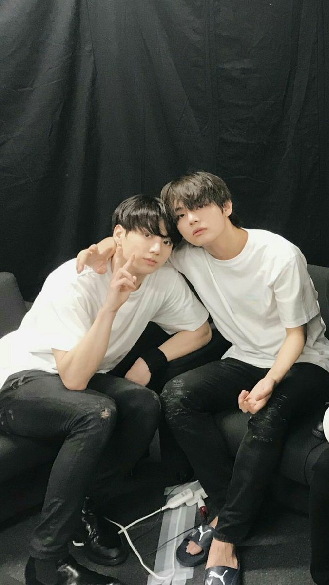 Jungkook and Taehyung have a special bond a thread...