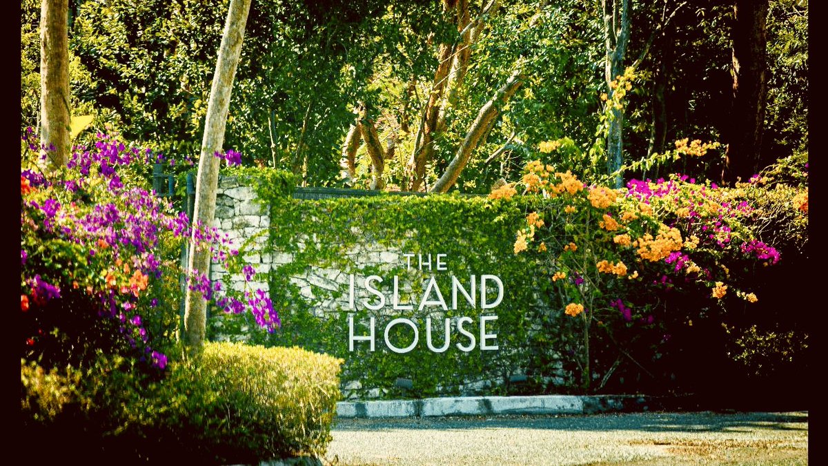 Sending out the warmest Easter wishes to all of you near and far!
May today bring you much love and joy as well as the promise of new beginnings and adventures. The Island House doors are always open to welcome you - Happy Easter!
📸 @fitphotographer242