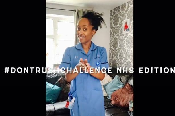 Watch these brilliant #Birmingham nurses take the #TikTok  #dontrushchallenge 👍 Thank you for everything you're doing!
birminghammail.co.uk/news/midlands-…  <a href="/NHSHeros/">NHSHeroes</a>