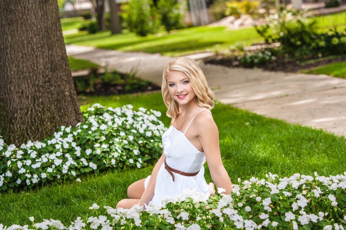 Everyone's sharing Senior Photos in support of the class of 2020, I'll add some I've taken, haha!
