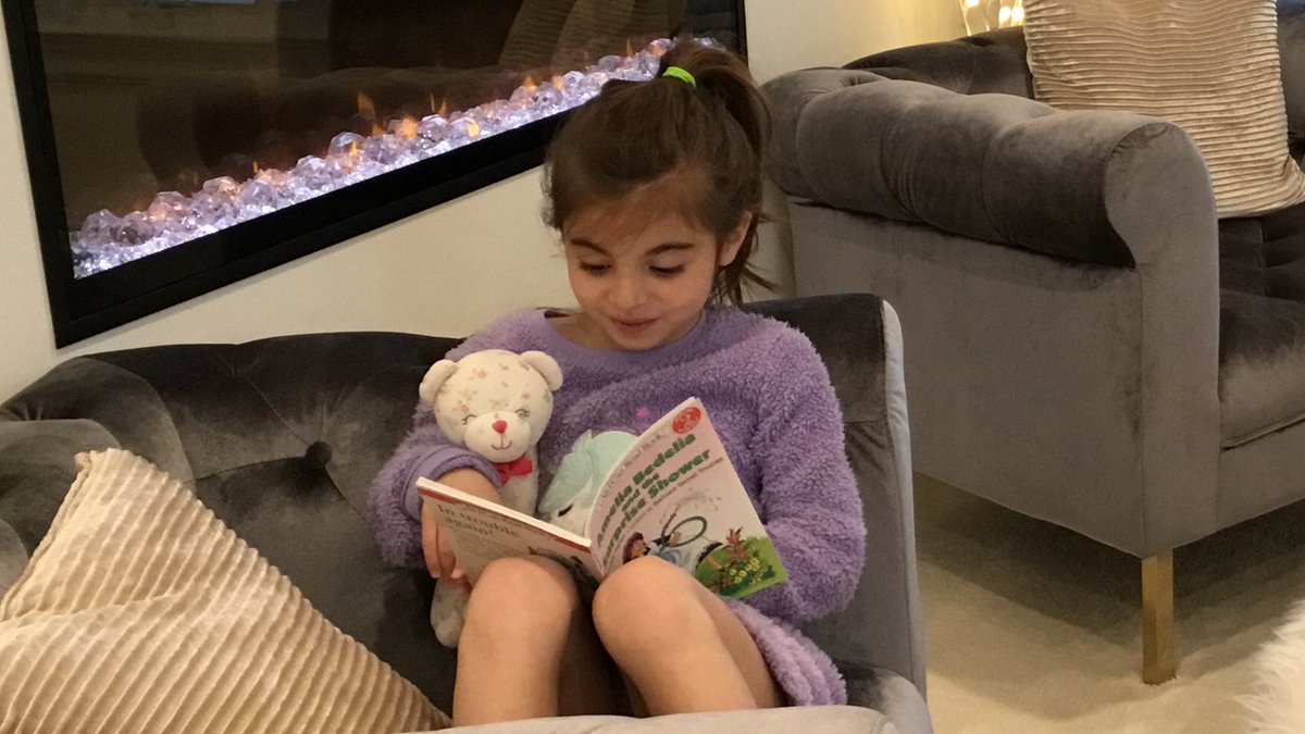 gwlswes's tweet image. GWL Spirit Week is underway!  Check out these readers in their PJs!  Thanks for demonstrating your school pride!  Keep reading and stay cozy!
@GWLSchool #gwlstrong #gwlspiritweek @LibraryLadyGWL