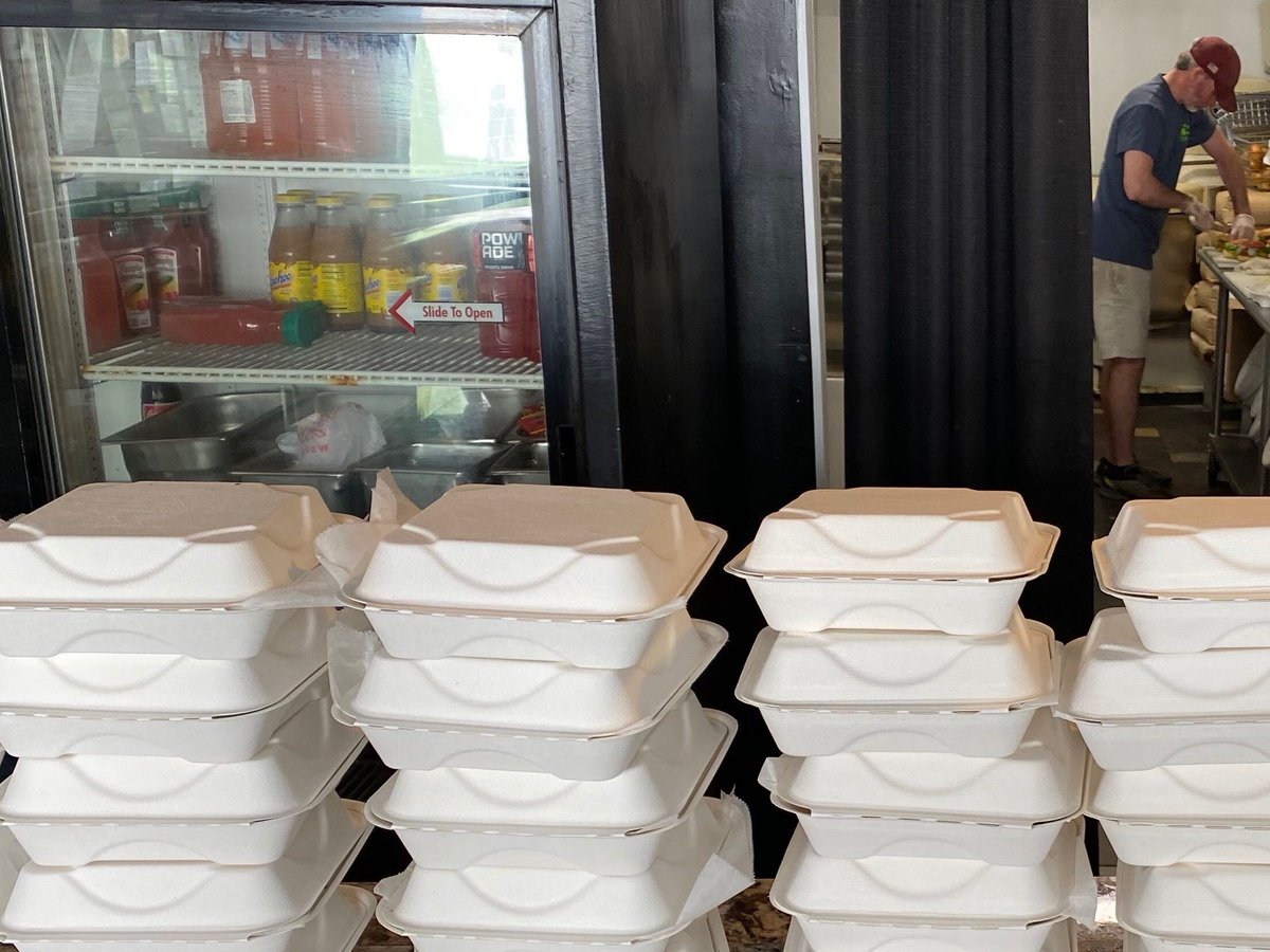 Thanks <a href="/AthensBagel/">Athens Bagel</a> for helping us feed #healthcare workers during #COVID19. Can't wait to visit <3

To our  Athens' <a href="/PiedmontHealth/">Piedmont</a> workers, these are coming for y'all! 🤩