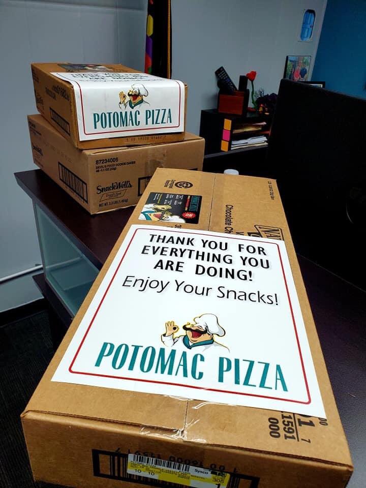 Thank you to <a href="/potomacpizza/">Potomac Pizza</a> for donating all these delicious snacks to the BHPD. We appreciate your continued generosity and support!

Gracias a Potomac Pizza por donar todos estos deliciosos bocadillos al BHPD. Agradecemos su continua generosidad y apoyo!