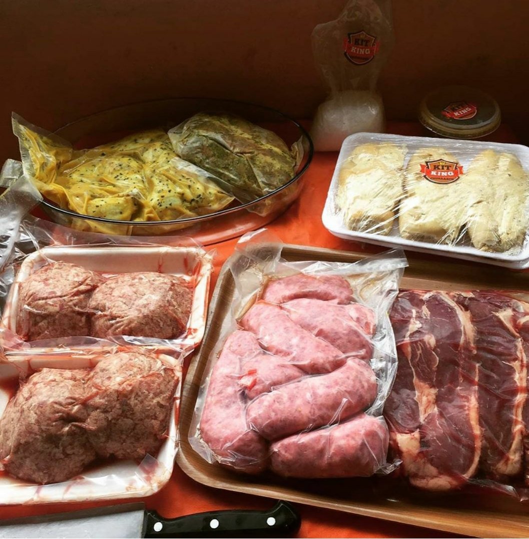 KitkingSG's tweet photo. Saia da rotina!
.
Abrace a maior tendência em Churrasco do Rio de Janeiro!
.
Para informações sobre valores dos KITS e entregas entre em contato no WhatsApp: (21) 98082-0586
.
QUALIDADE DE REI PARA VOCÊ! 🔪🥩🔥👑🍺 https://t.co/T5QYpgbKkp