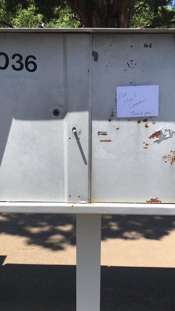 LisaFerriola's tweet photo. Thank you @MrsCastroLME @MrSparksLME @ibmarvel for reminding me to reach out to mail carrier with thank u notes and gift cards ......their Monday can’t be easy https://t.co/gDFNLGlKi7