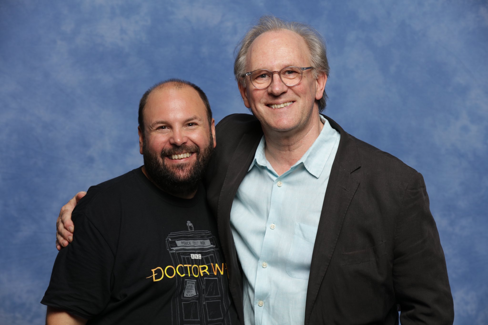 Happy birthday to The Fifth Doctor himself, Peter Davison!
69 Earth years old today! 