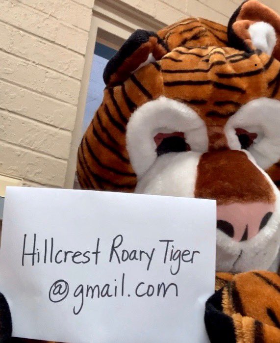 hillcrestbsd1's tweet photo. Roary Tiger misses all of our awesome students! Send him an email and let him know how you’re doing. https://t.co/oLkIEbmyuV