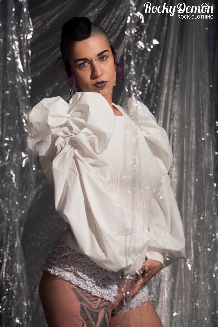 Días en blanco...
Sara Ruiz by <a href="/rocky_demon/">Rocky Demon</a> @alamo_soriano 
Foto: <a href="/saraiglesias_/">Sara Iglesias</a>