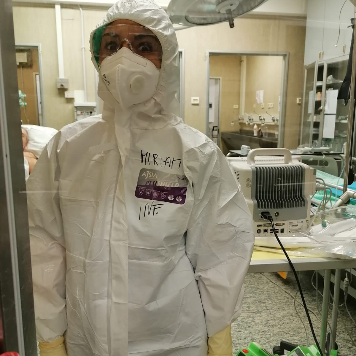 of_outbreak's tweet photo. #OutbreakOfGenerosity stories
Miriam is a 24 years old nurse from Italy 🇮🇹, the most affected country by the pandemic.
"We try to be very wary. But sometimes we are not successful.
I broke down and I started crying."
Full story: https://t.co/kTA63qFjKP
#Wearefemyso #COVID2019 https://t.co/cqNAgwRzt8