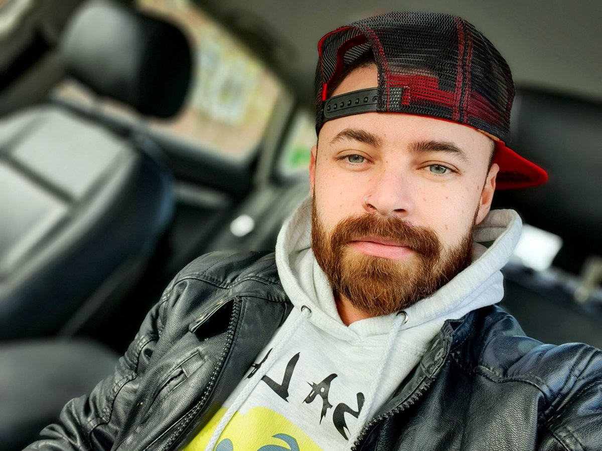 Saminem (@saminem100) on Twitter photo 