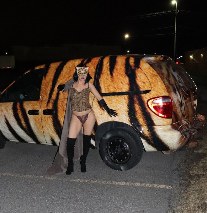 Ultimate femdom goddess..meowwww https://t.co/enVAld6yUh<a href="/tag/femdom"class="tags"><span>#femdom</span></a>